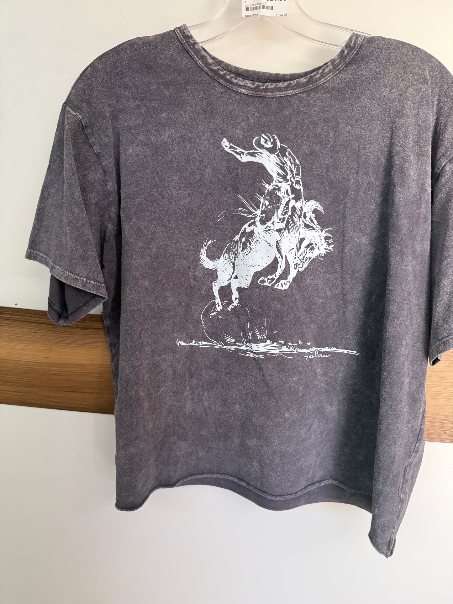 grey long crop bronc