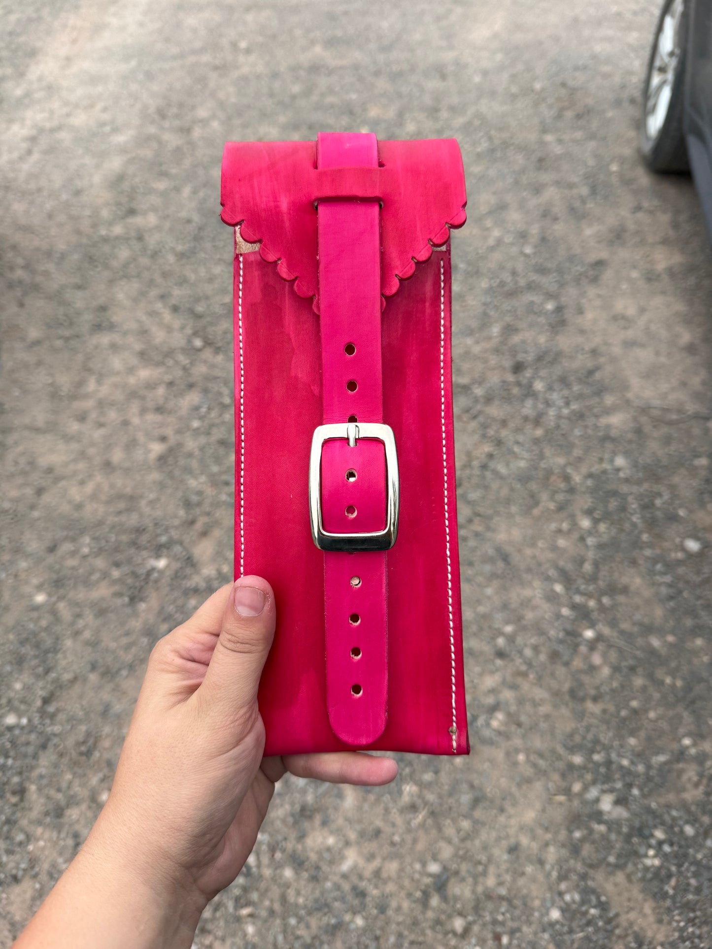 Plier holders for saddle (pink)