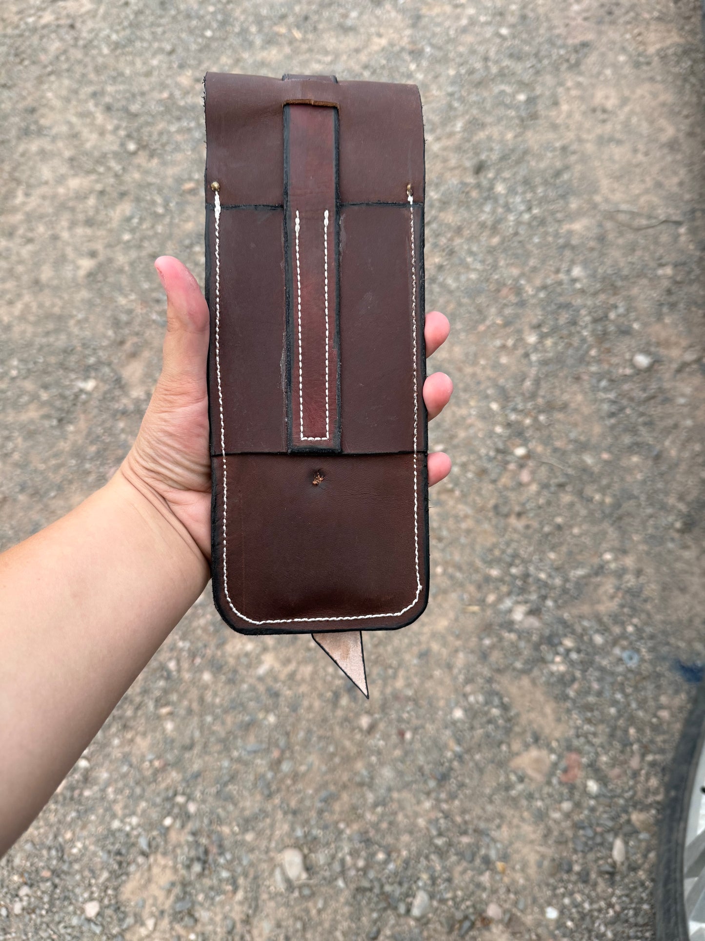 Plier holders for saddle